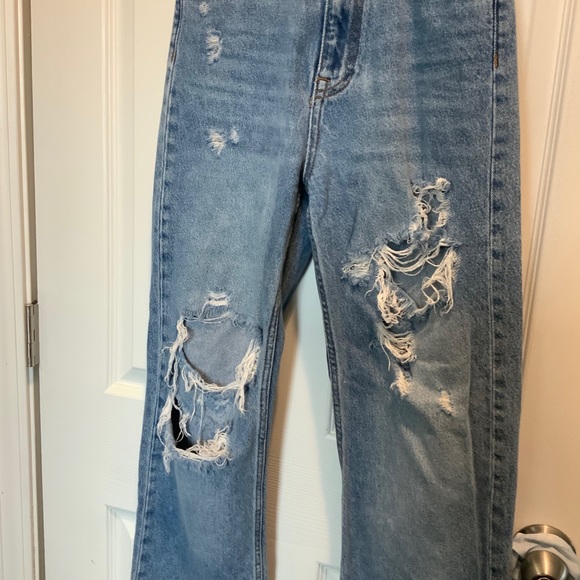 Zara high waisted straight distressed jeans - Picture 4 of 4